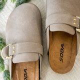 Traiton Slide Shoe