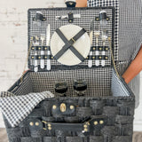 Picnic basket 