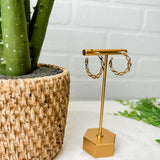 Detailed Hoop Earring