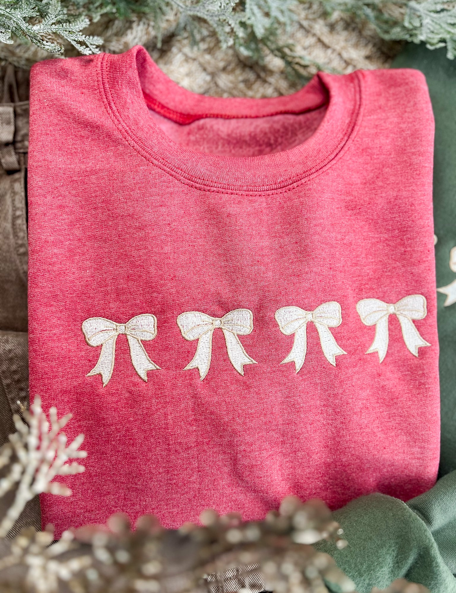 Bows Embroidered Crewneck