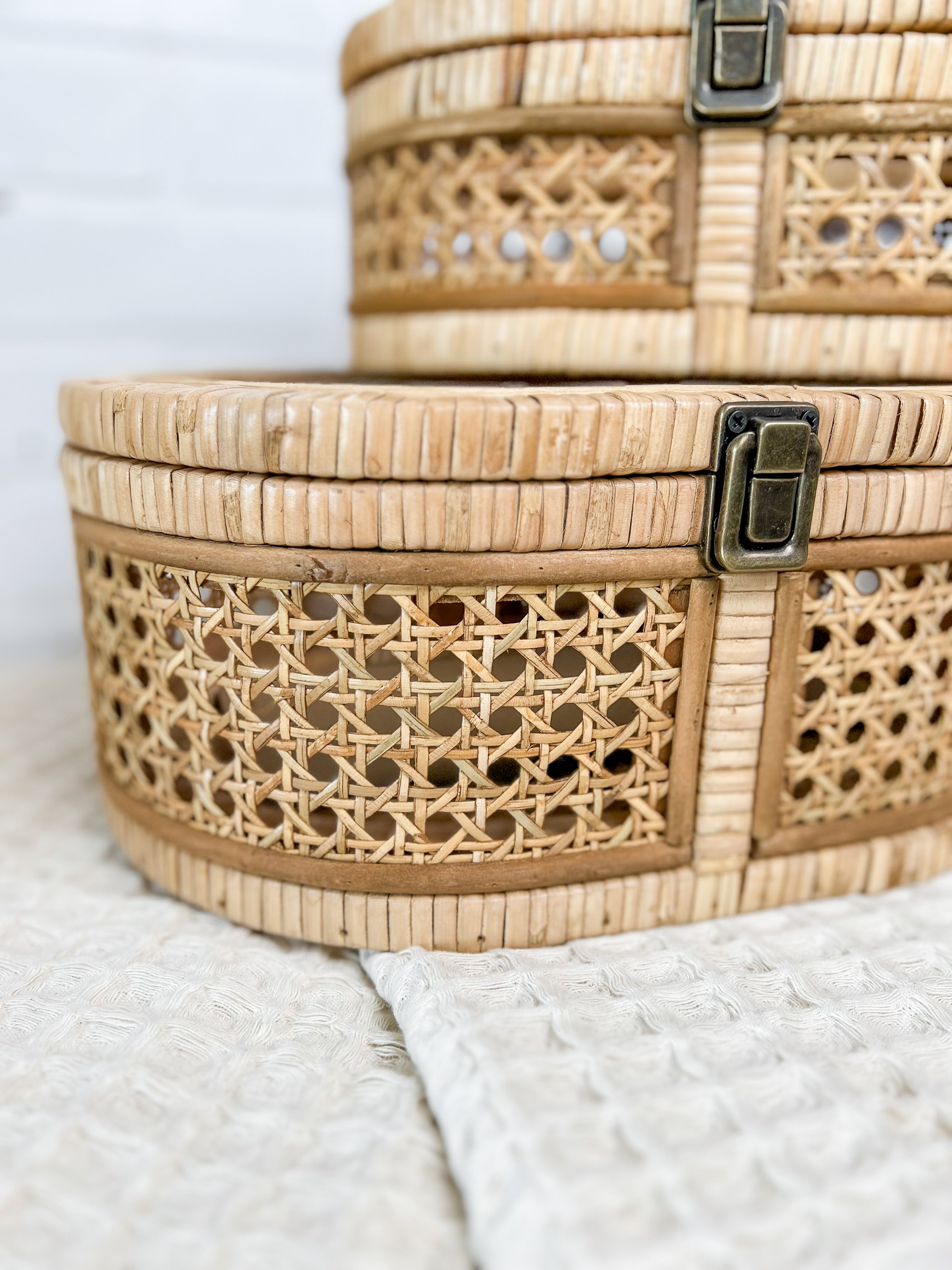 Cane Boxes – Ankeny | Real Deals