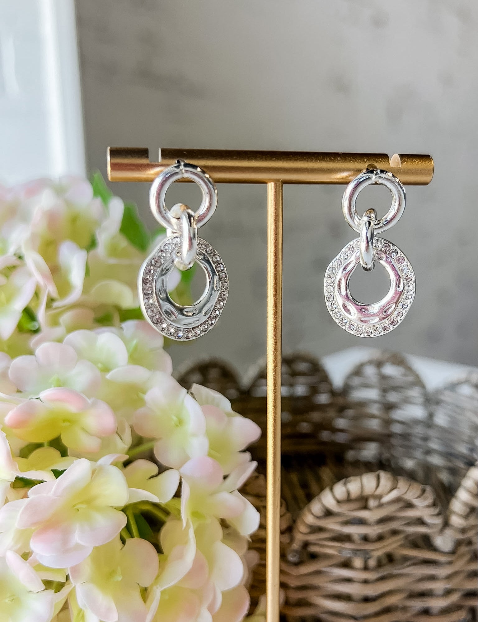 Simple Dangle Earring