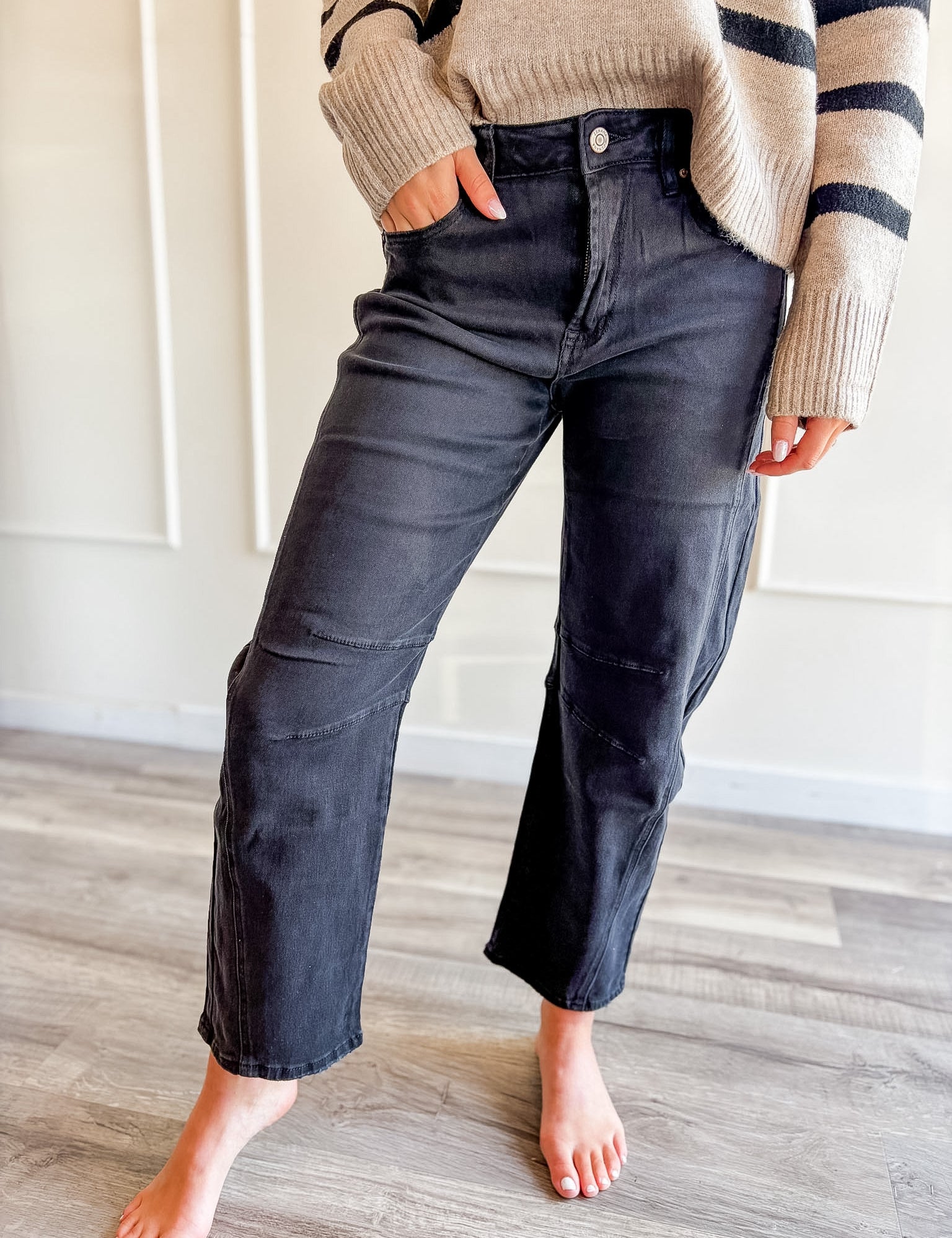 Low Rise Barrel Jeans