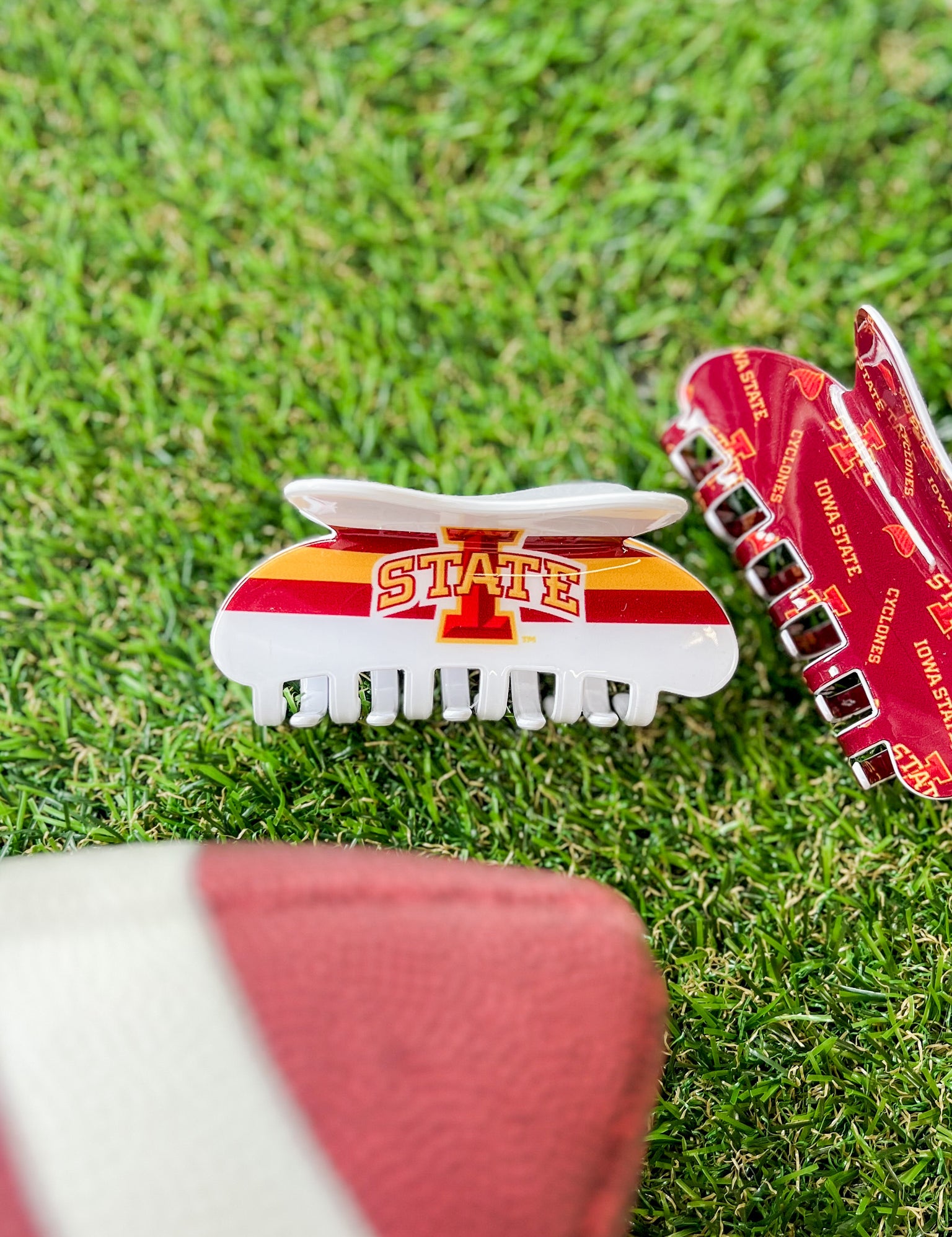 Collegiate Hair Claw Clip