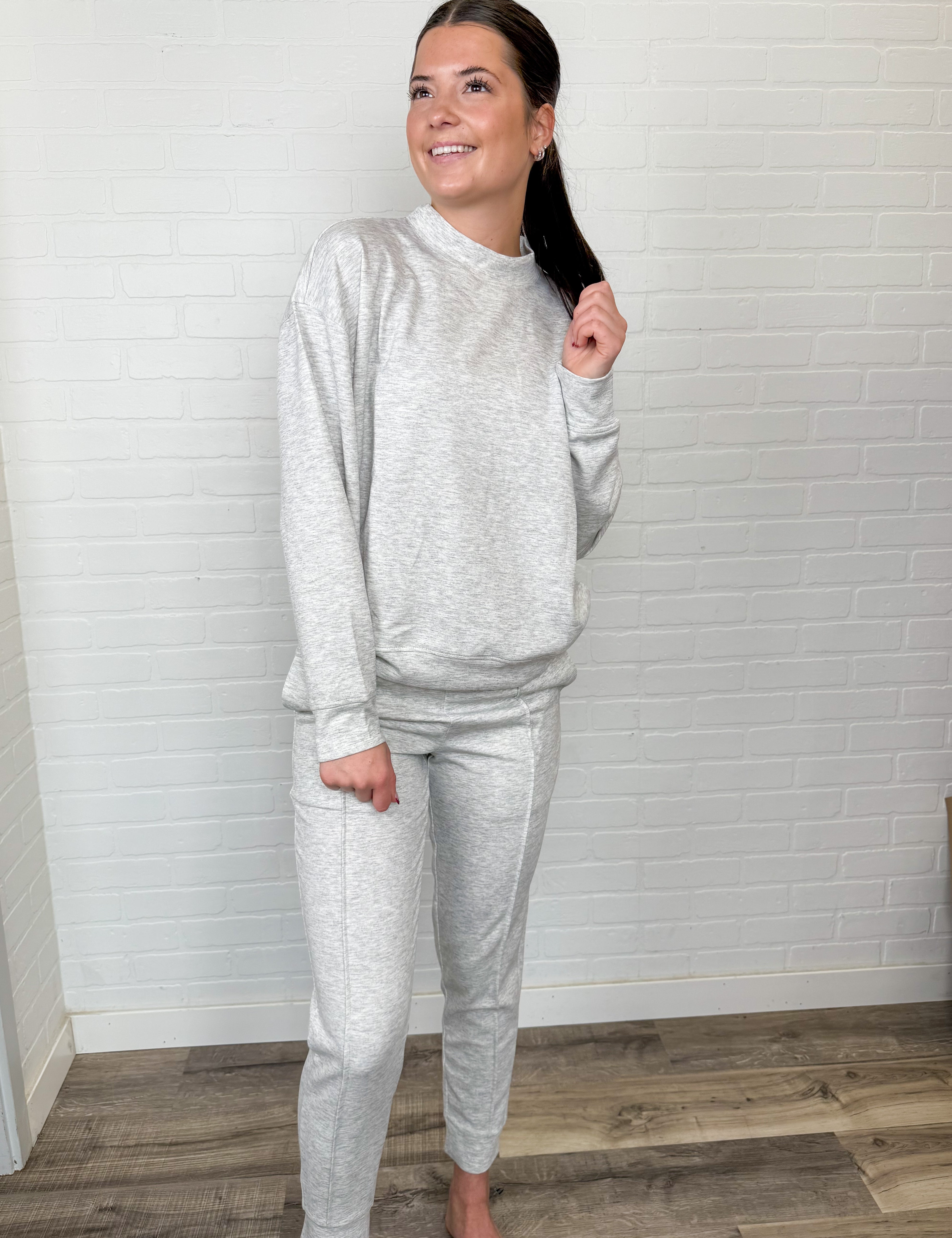 Scuba Mock Neck Pullover & Joggers Set