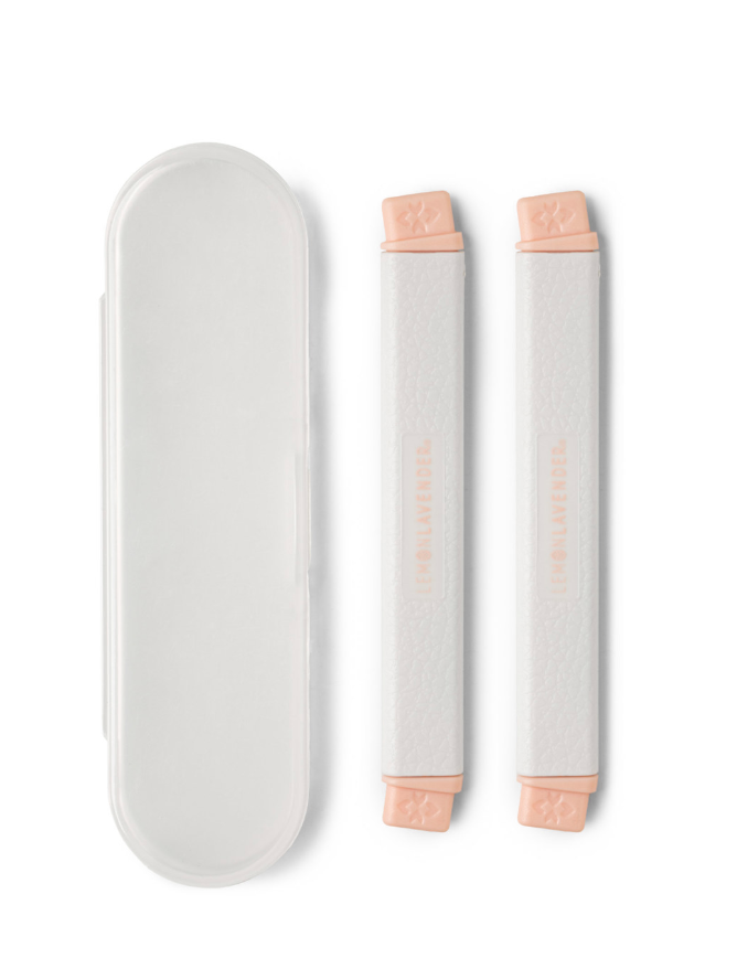 Fuzz Off Dermaplaner Facial Razor