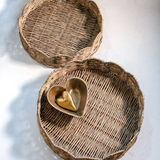 Round Scalloped Woven Tray – 13x13