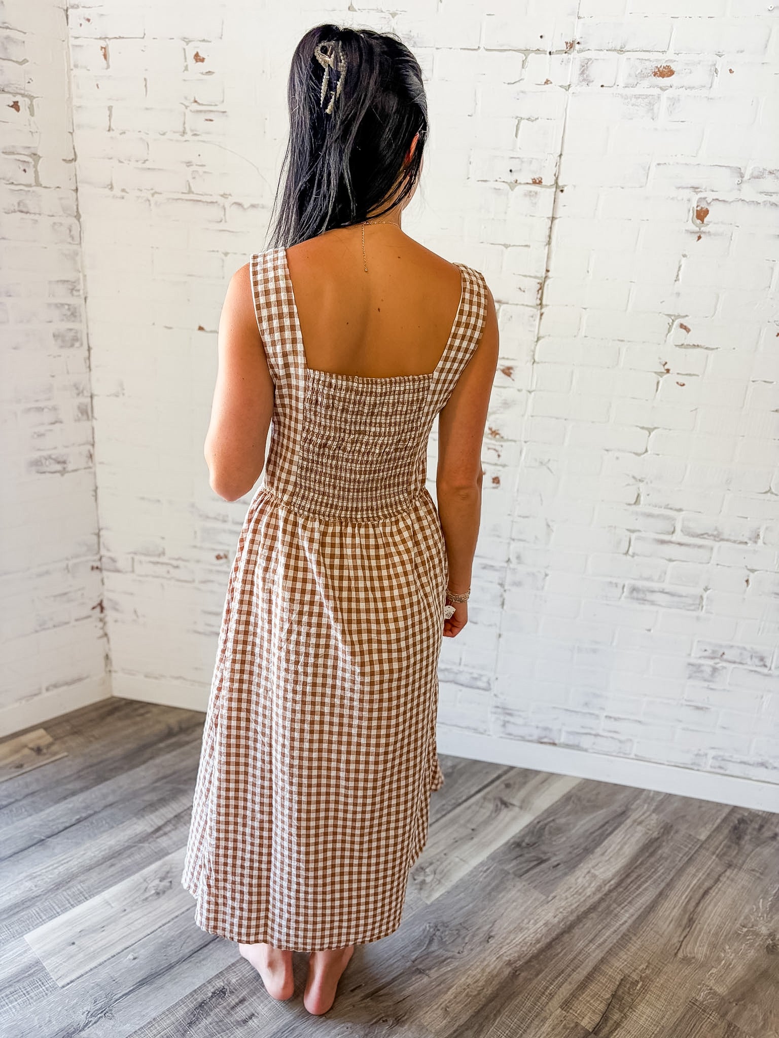 Brown Gingham Fitted Bodice Maxi Dress | Real Deals Ankeny – Ankeny