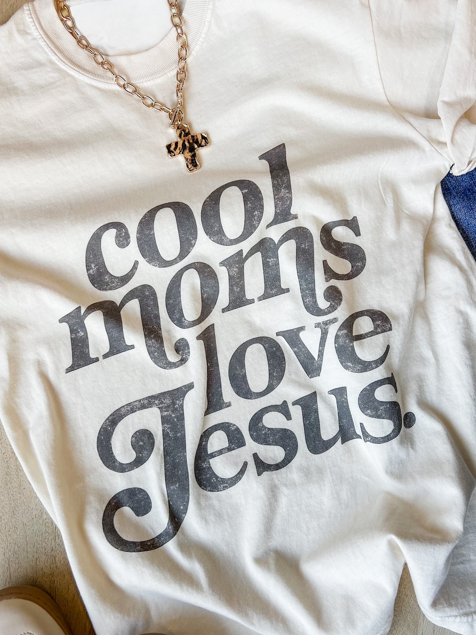 Cool Mom Uniform image