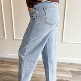 Low Curve Barrel Jeans