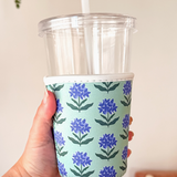 Nantucket Spring Hydrangea Iced Coffee Sleeve – Medium