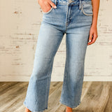 Risen Whipstitch Wide Leg Crop Jeans